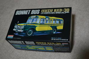 いすゞ　ボンネットバス　BXD－30　ARII 1/32　ISUZU BONNET BUS　ノーマル塗装　未組立 有井製作所