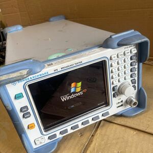 （A-19）☆Rohde & Schwarz SFE opt.B6/K20/K22コンパクトTV信号発生器【返品保証なし】