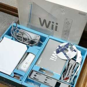 ★美品★任天堂　Wii　本体　リモコンジャケット付　大乱闘スマッシュブラザーズ エックス付　1B-1-1130-IWA-7