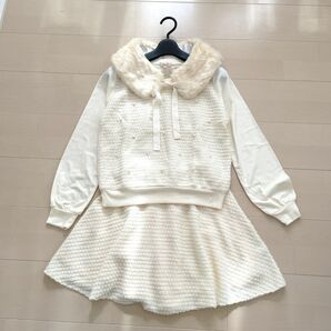 [新品] Allamanda ティペット 付き　パール付きニット　セットアップ　