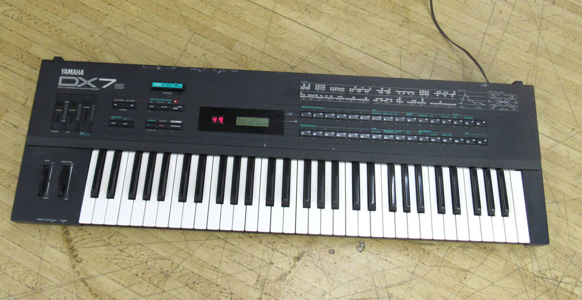YAMAHA DX7の値段と価格推移は?|90件の売買データからYAMAHA DX7の