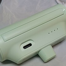 モバイルバッテリー 軽量 小型 ミニ 大容量 携帯充電器 グリーン y1101-1_画像7