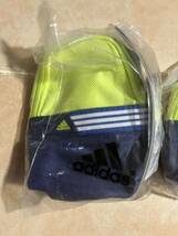 アディダス　adidas バック型小物入れ　3個アソート　　新品未使用未開封品_画像2