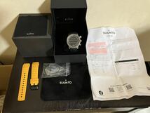 送料無料☆SUUNTO☆【国内正規品】スント エレメンタム テラ ELEMENTUM TERRA 黒 シルバー ラバー ☆純正トロピカルカラーのベルト付☆時計_画像1