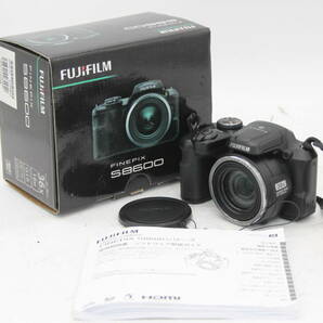【返品保証】 【便利な単三電池で使用可】フジフィルム Fujifilm Finepix S8600 36x Zoom 元箱付き コンパクトデジタルカメラ s3428の画像1