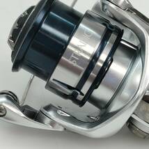 No.0860★1円～【SHIMANO】シマノ ストラディック STRADIC C2000SHG スピニングリール 中古品_画像2