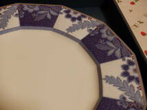 C11　『ノリナケ（NORITAKE)　ディナー皿　LEGEND　IN　BLUE　アラジンランプ裏印（窯印）　縁金』　高級洋食器　日本製_画像3