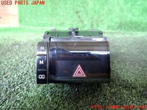 1UPJ-99637850]ハリアー(ZSU60W)時計 中古