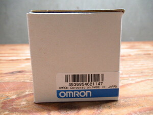 新品未使用 OMRON オムロン コネクタ端子台変換ユニット XW2D-40G6 管理5Z1029D-A9