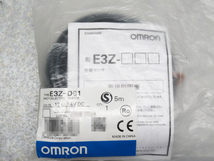 未開封品 OMRON オムロン E3Z-D61 光電センサ 2M 12V/24V DC 管理5K1117O-YP15_画像2