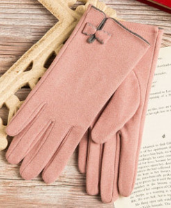 レディース手袋　 スマホタッチ対応　軽くて　暖かい　シンプル　リボン飾りTB1001ピンク