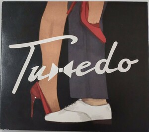 ●CD● TUXED ●