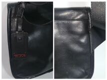 美品に近い◇◇TUMI トゥミ ショルダーバッグ 92105DH ALPHA Small Flap Body Bag アルファ スモールフラップ ナパレザー 牛革 フラップ式_画像6