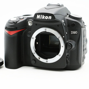 美品 Nikon ニコン D90 ボディ デジタル一眼レフカメラ