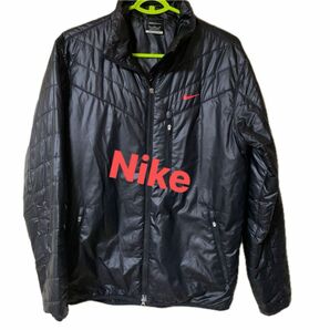Nike ナイキ防寒ジャケット　　　　ブラック 
