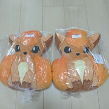 ポケットモンスター　ロコン　ぬいぐるみクッション_画像1