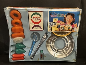  Showa Retro .... heaven .. saucepan set warehouse goods toy miniature kitchen 