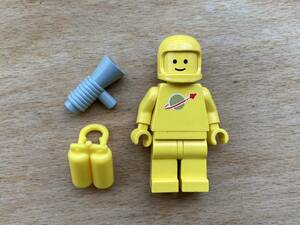 LEGO レゴ 　★　旧スペースフィグ(黄色)　★　美品