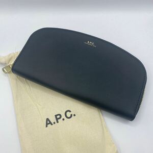 * free shipping * unused *A.P.C.( A.P.C. )/ France made / long wallet / long wallet / Zip type / original leather / black /PXAWV