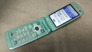 D4810 docomo FOMA らくらくホン F-09B FUJITSU 富士通 ガラケー 折畳式 簡易動作確認＆簡易清掃＆初期化OK 判定○ 現状品 送料無料　