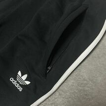 9,889円 XLサイズ 新品 adidas originals 裏起毛 スウェット ジョガーパンツ フリース トラックパンツ 3ストライプパンツ adicolor 黒 2L O_画像4