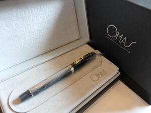 *[ unused . close ] Omas BORO -nya Italian * Precious * resin Pal gray fountain pen pen .:14K585 solid Gold F