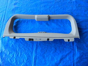 「純正部品」15778847 ハマー　H3　Hummer H3 2006 テールゲート インテリア パネル tailgate interior panel. 88979860