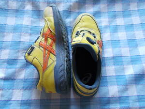 30.ASICS・アシックス安全靴・ジャンク・26.5cm