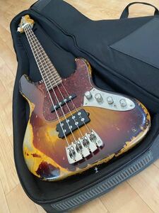 【SALE！】Sandberg California TM4 (3TS/hardcore aged)(初期物 正規輸入品 ドイツ製 4弦 ジャズベース。今は無きFender規格)サンドバーグ