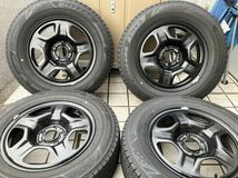 ★稀少JEEP MOPAR 純正オプション品//★215/65R16★PCD110-5H★2022年製イボ付きスタッドレス//レネゲード/ブリザック/VRX3/ブリヂストン★_画像6