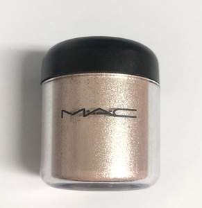 6 MAC Mac pig men tolili. white I color used 