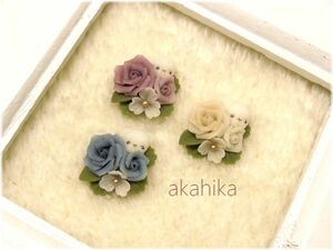 akahika*樹脂粘土花パーツ*ちびねこブーケ・薔薇・3色セット・ピンク・ブルー・オフホワイト