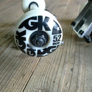 【DGK】トラック LOW 5.0 + ウィール(52mm 101A) ＋ベアリング セット (コンプリートのバラ売品) の画像5