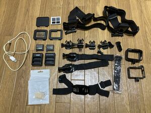 GoPro HERO 社外品 アクセサリー等 一式 GoPro HERO4 バッテリー フレームマウント保護ケース 等 新品と中古品 色々