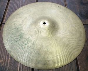 【調律師・楽器リペア店の放出品】A zildjian・Aジルジャン・16インチ・Crash・クラッシュ・白抜き・Made In USA