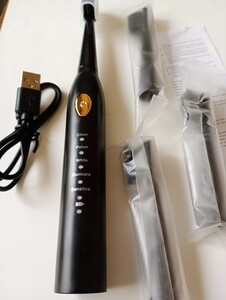 【格安出品】電動歯ブラシ　USB充電　歯ブラシ4個付き