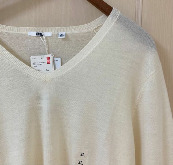 【新品、未使用】UNIQLO ユニクロ メンズ ニット XL オフホワイト