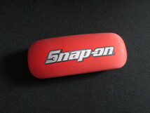 スナップオン Snap-on メガネケース 眼鏡入れ サングラスケース ハードケース 拭く フロス付き 限定生産品_画像1