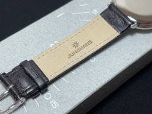 ※20720 稼働品 JUNGHANS 27.3700 マックスビル シルバー文字盤 腕時計 手巻き メンズ_画像6