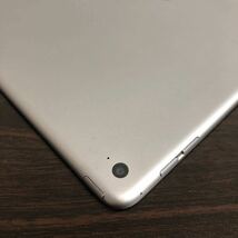 5072【早い者勝ち】電池最良好☆iPad Air2 第2世代 16GB WIFIモデル A1566 ☆☆_画像6