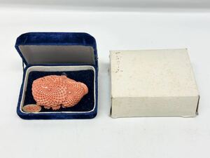 【W10M7】 1円スタート 珊瑚 本珊瑚 サンゴ ブローチ トップ 宝飾品 花彫刻 アクセサリー 重さ 約54.07g 