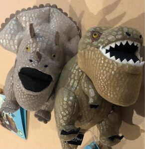 新品　タグ付き　シャクレプラネット　ダイナソー　トリケラトプス　ティラノザウルス　マスコット　ぬいぐるみ