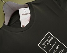 新品正規 Marmot マーモット 海外限定 吸汗速乾 UVカット Peter Round 半袖 Tシャツ105(XL)ダークカーキ(DK) 直営店購入_画像3