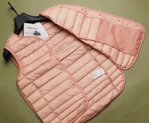 新品正規13900円 Marmot マーモット 18 Casper プレミアムグースダウン ベスト/インナーダウン レディース95(M)ピンク(PI) VSW8503_画像2