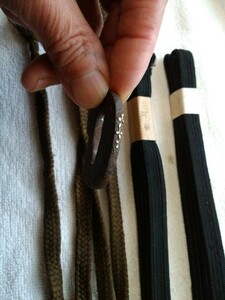日本刀　刀パーツ　鍔　紐　未使用状態紐黒　