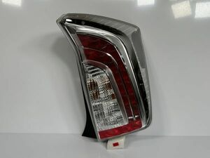 美品/破損無 プリウス ZVW30 後期 純正 右テールランプAssy 下側ブラケット付 RH LED シルバー 81550-47170 81551-47170 47-55 管理21140