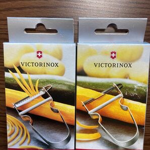 VICTORINOX 千切り用と皮剥き用