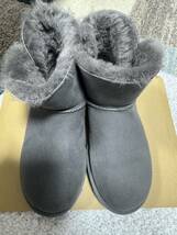 UGG BAILEY ZIP MINI アグ ベイリー ジップ ミニ ムートンブーツ 1112481 EU 37 23cm US 6 UK 4 グレー_画像2