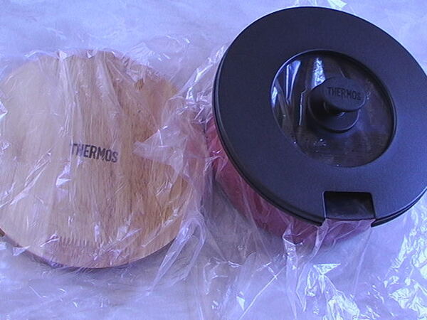 ☆THERMOSサーモス取っ手のとれる鍋18cm鍋専用フタ18cm木製プレートセットIH対応☆送料無料