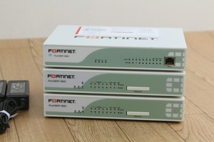 【FORTINET】（FORTIWIFI）３点セット（60C）（60D）　未チェック　管ざ7580
